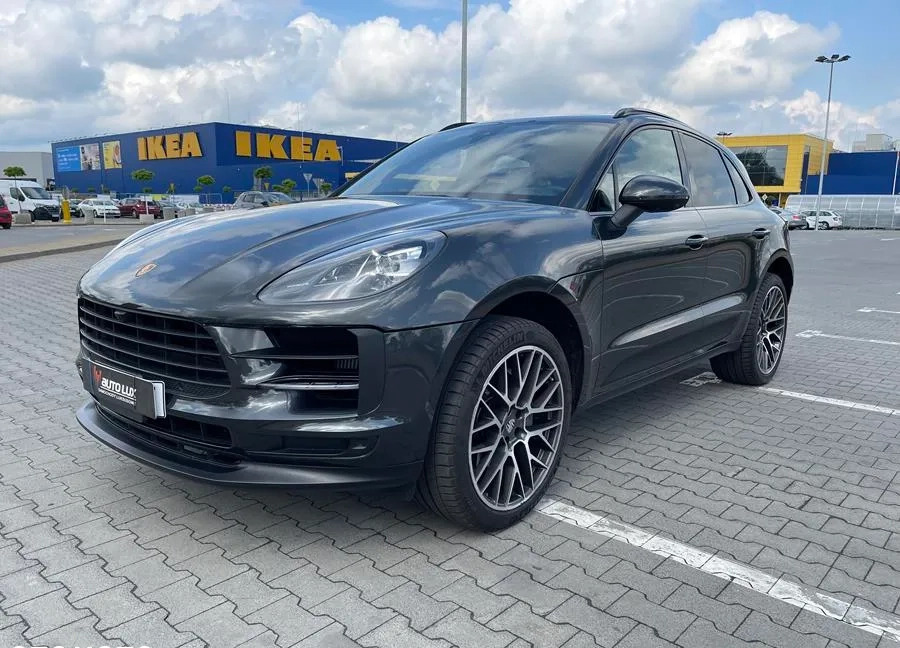 Porsche Macan cena 259800 przebieg: 8940, rok produkcji 2021 z Gliwice małe 667